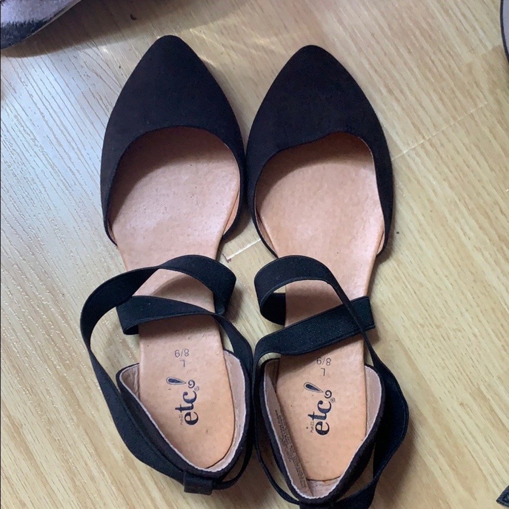 Cute crisscross flats